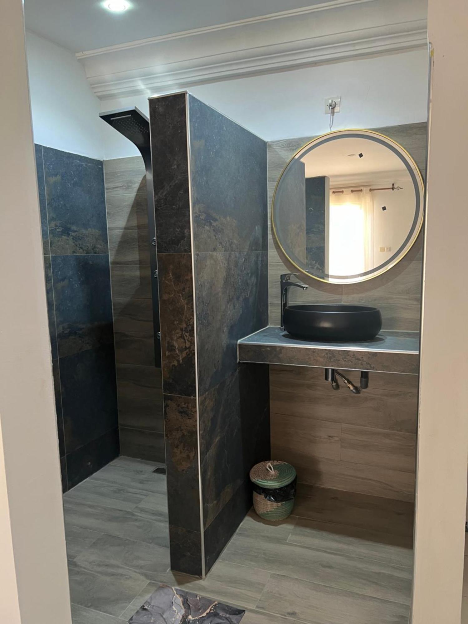 Chez Lilie Maison D'Hotes A Saly エクステリア 写真
